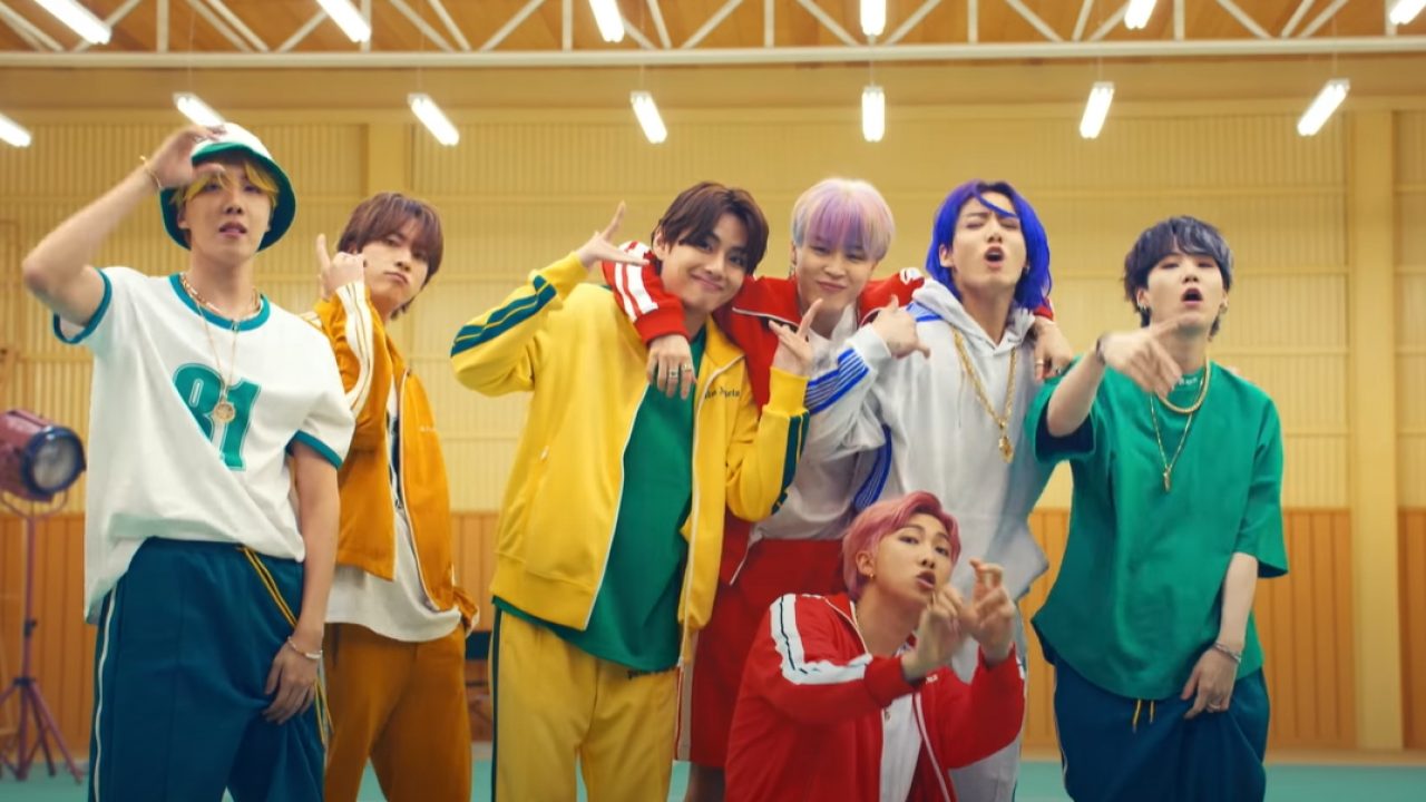 BTS: The Little Things to Love About Each Member of BTS – Oreos